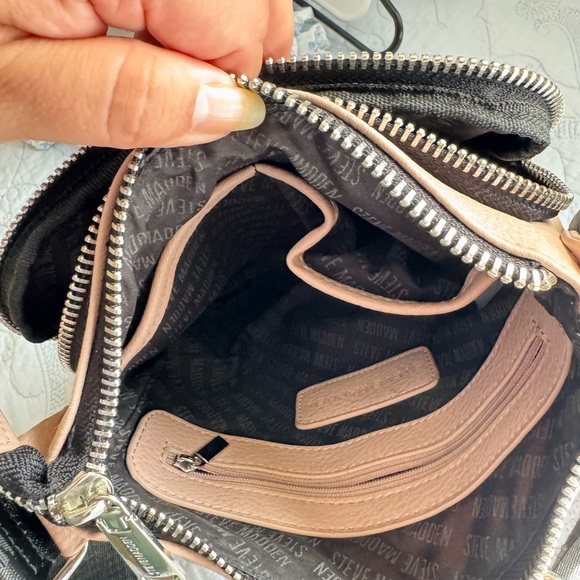 Steve Madden Blush Pink Embossed Crossbody - Picture 8 of 14